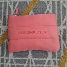 Ole Henriksen Spongy Beauty Bag Size 8inch X 4inch BRAND NEW