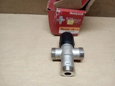 Honeywell AM101R-US-1 3/4" Thermostatic Mixing Valve
