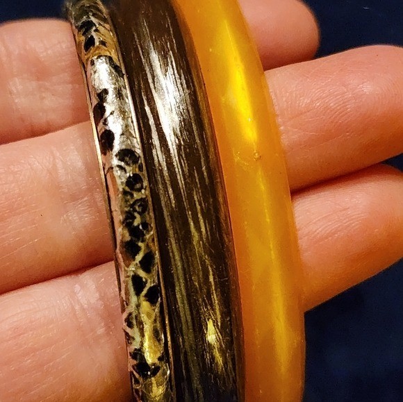 Vintage Pladtic Bracelets Bundle - image 5