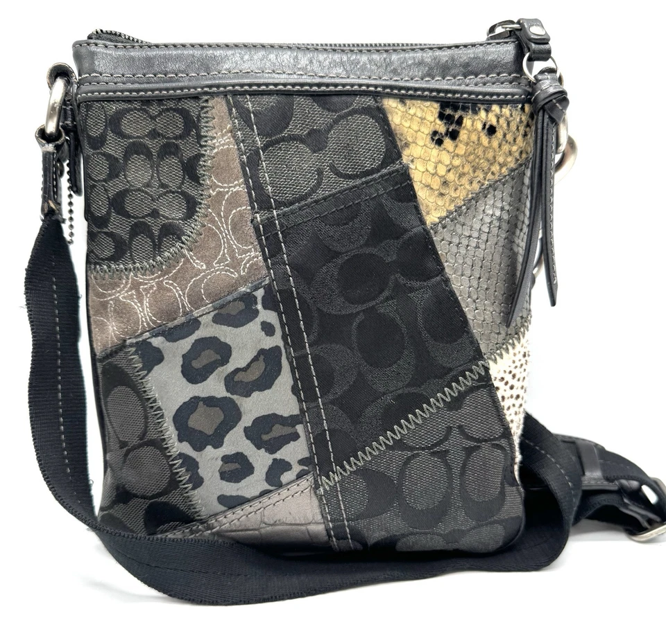 Conjunto Bandolera y Cartera Coach Patchwork Firma Piel Metálica Reptil De Colección Foto 3 de 4