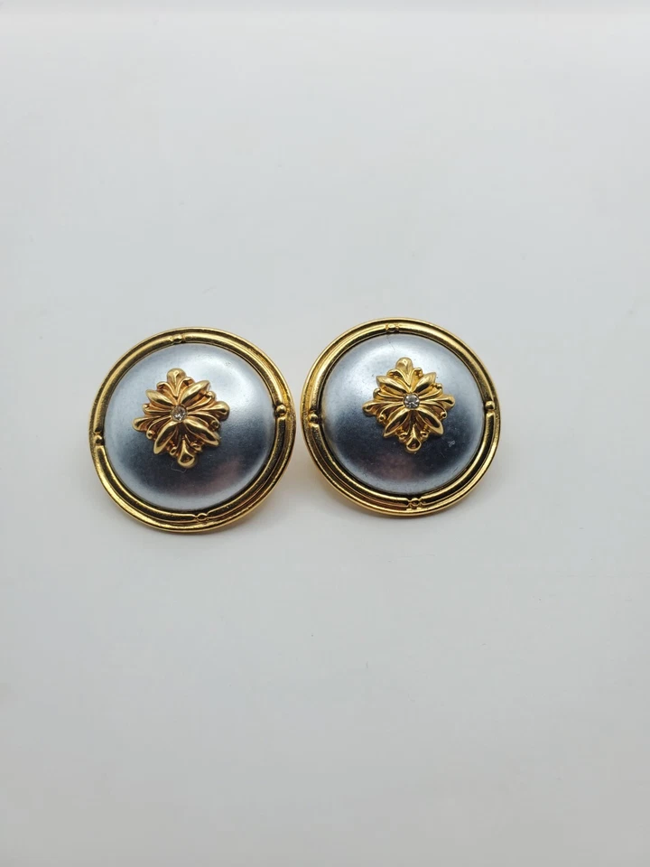 Vintage Avon Gray Pearl Satin Gold Tone Rhineston Ornate Pierced Earrings - Image 4 of 4
