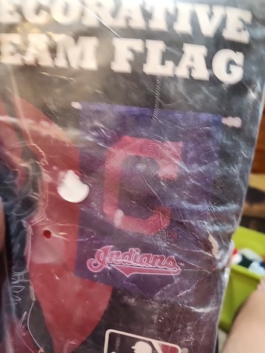 NIP WinCraft Cleveland Vertical Flag 29 X 43 Indoor/Outdoor Indians Vintage - Picture 4 of 7