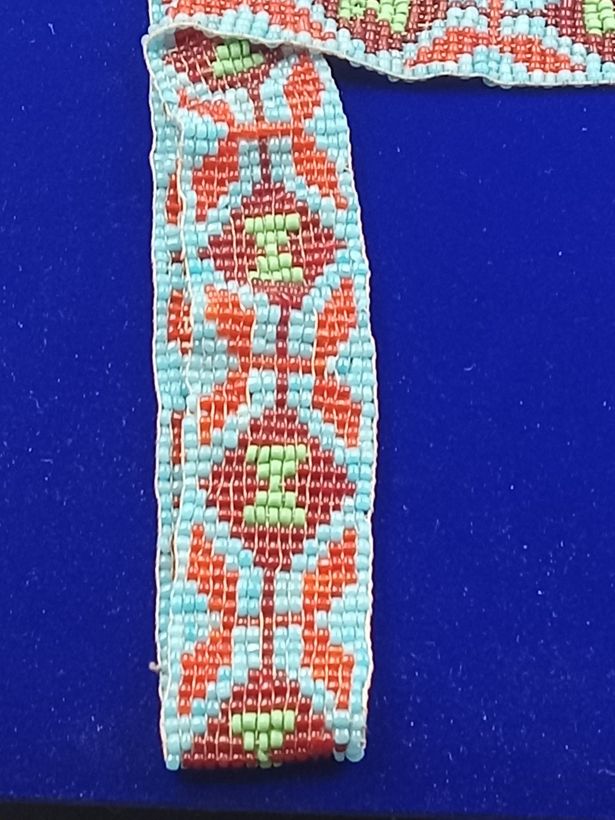 Handmade Native American intricate pattern seed B… - image 3