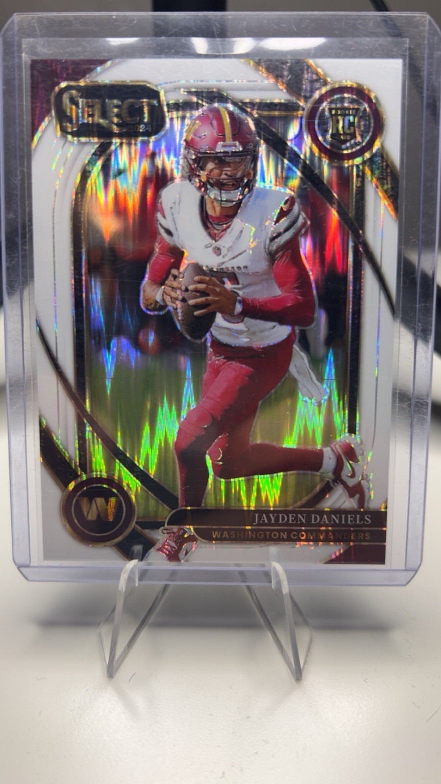 Club Level Jayden Daniels #217 White Shock Prizm /199 (RC) 2024 Panini Select!!
