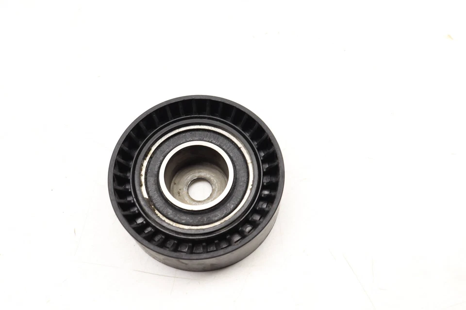 1992-1995 2001-2005 BMW 320I - Alternator BELT Pulley 1748131 - Image 2 of 4