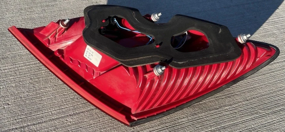 2007-2010 Mercedes Benz CL550 CL600 Passenger Right Side Tail Light Lamp OEM - Image 3 of 4