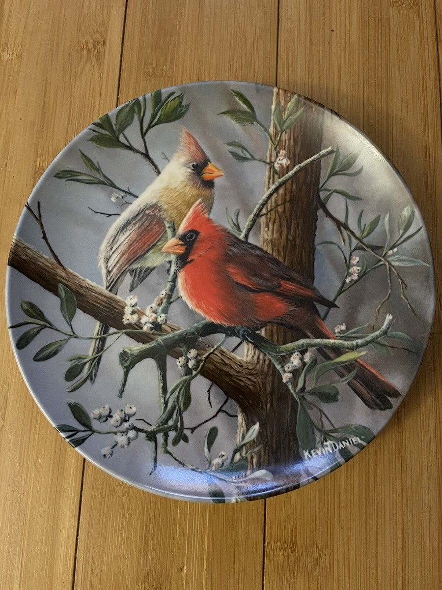 The Cardinal Limited Edition Bird Plate By Kevin Daniel | eBay
