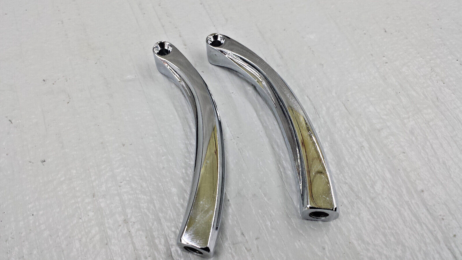 Poignées Arlen Ness Fusion Slot Track Chromées Pour Toute Harley-Da