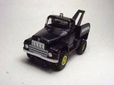MODEL MOTORING BLACK TOW TRUCK KIT. PLASTIC MOLDED. LATE SUMMER SALE !!!!!