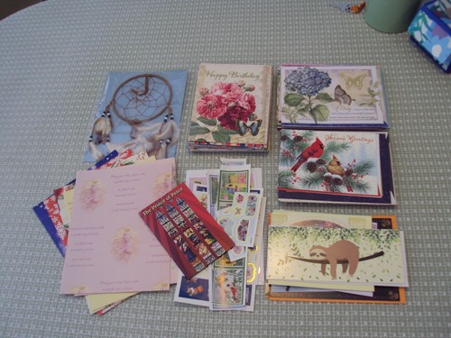 LOT OF 75+ ASSORTED GREETING CARDS, WRAPPING PAPER, STICKERS ETC - Picture 7 of 7