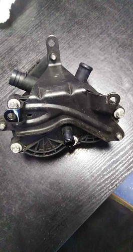 MERCEDES BENZ VANEO W414 RHD 1.7CDI ÖLABSCHEIDER ENTLÜFTUNG A6680100062