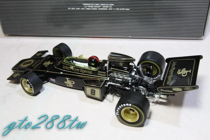 Quartzo 1:18 Lotus 72D JPS F1 1972 British GP Winner Fittipaldi w/Firestone mark - Image 4 of 4