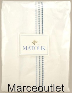 Matouk Amara Triple Pearl 300 TC Cotton FULL / QUEEN Flat Sheet Hazy Blue