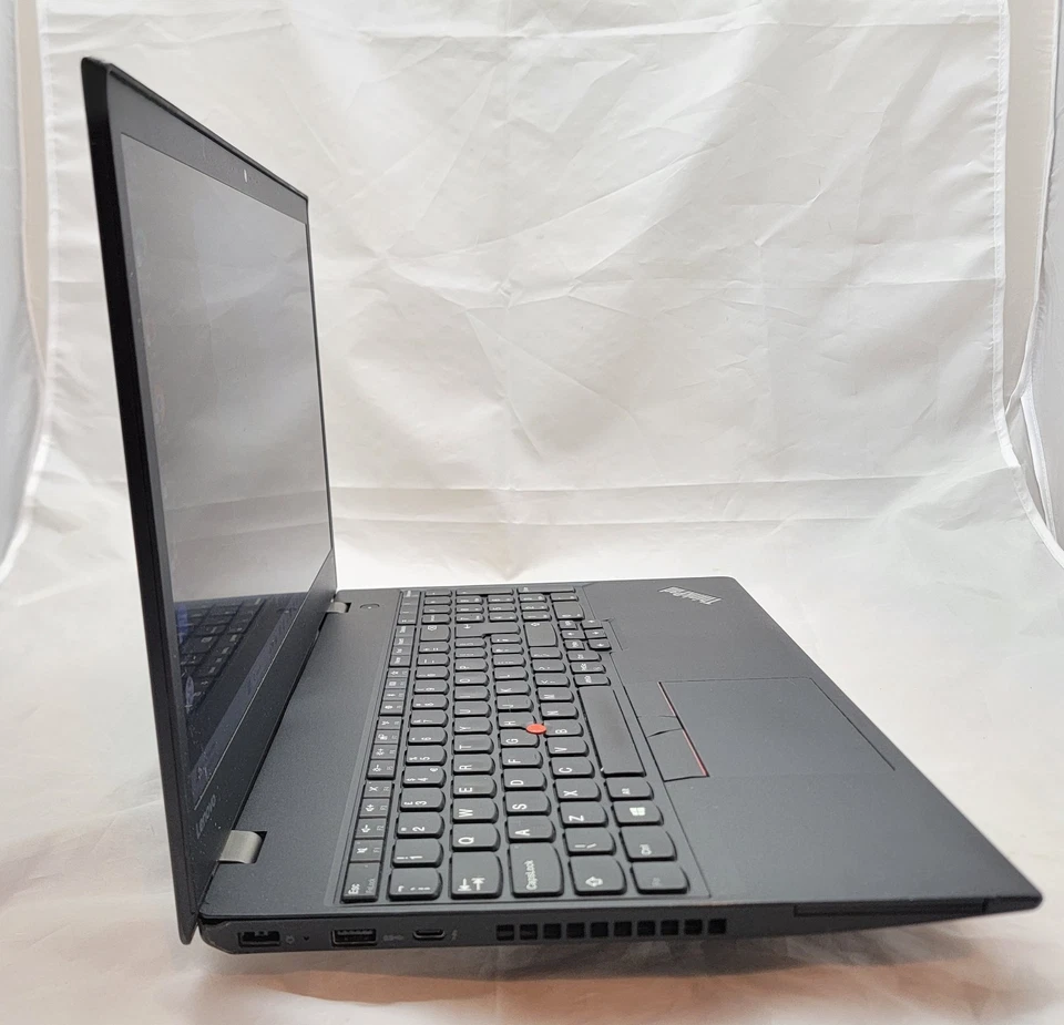 Lenovo P51s i7 7th Gen - 256GB SSD - 16GB RAM - FHD 15.6" Nvidia Quadro - Win 11 - Image 3 of 4