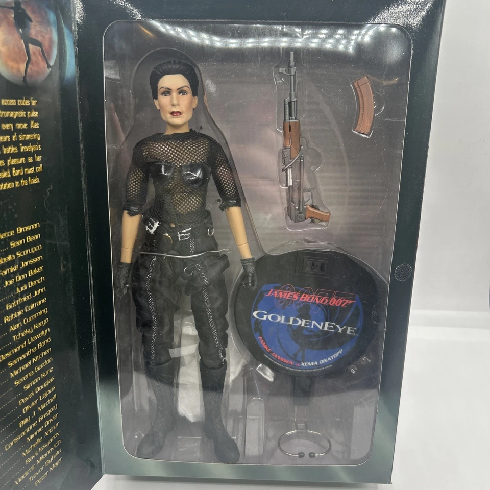 Figura de acción James Bond 007 Sideshow Toy 12" - XENIA ONATOPP (Famke Janssen) Foto 2 de 4