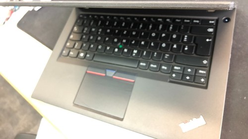 Laptop Lenovo Thinkpad T450 i5 8 GB RAM, Desplay HD, LTE, Akku defekt