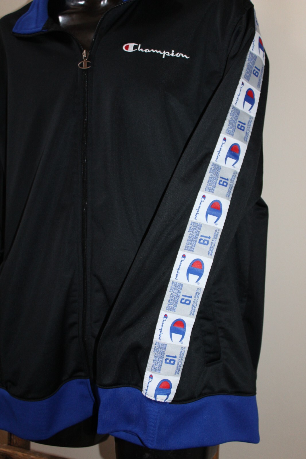 MENS~Vintage~CHAMPION~Spell Out Down Arm~BLACK & BLUE~Full Zip~TRACK JACKET~2 XL image 4