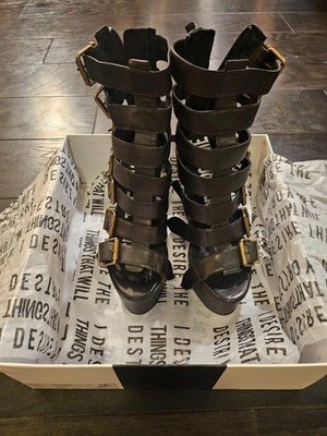I Desire The Things That Will Destroy me black leather heels & wedges size 7 new