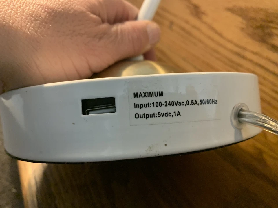 Modern White and Gold Desk Lamp w USB-A charging port Reading Light MCM *READ* - Image 4 of 4