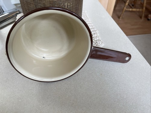 Lot of Vintage Enamelware Pans Pots. 9. ITEMS!!! - Picture 22 of 23