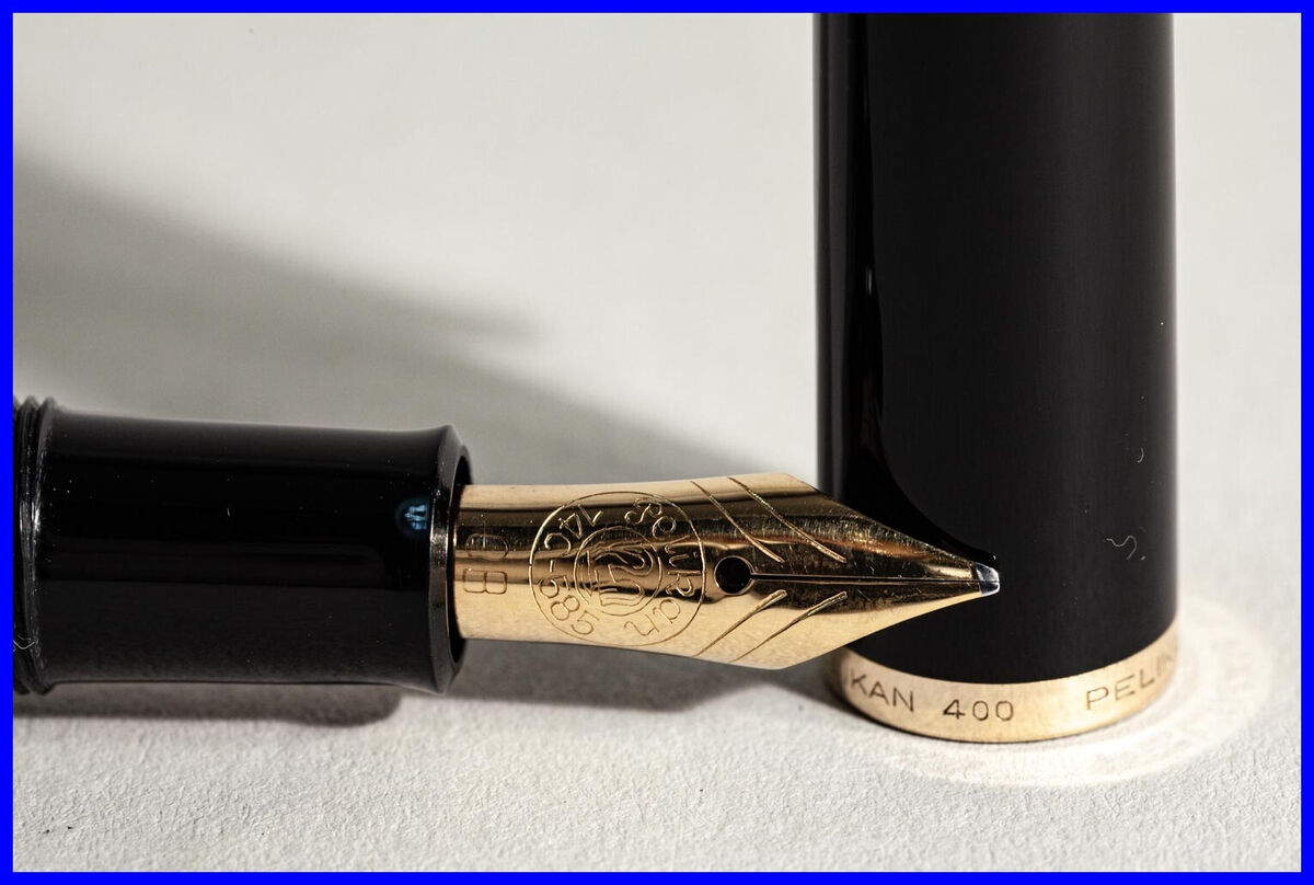 PELIKAN 400 NN Fountain Pen with OB 14K Nib GREEN STRIPED PELIKAN 400 NN Fountain Pen with OB 14K Nib GREEN STRIPED
