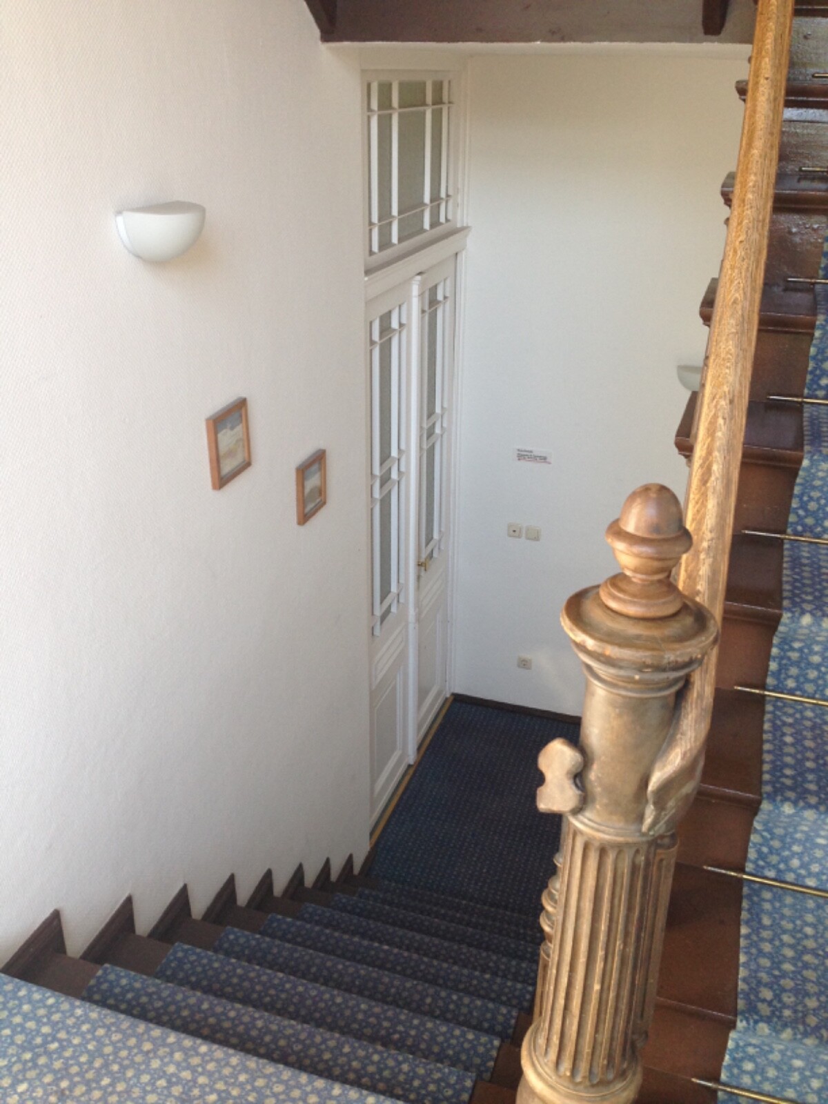 Bild 2 von 24