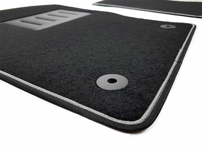 SPRINT04809 - Tappetini su Misura per Auto in Moquette | WhichOne
