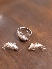 Vtg Kabana Dolphin Sterling Silver Wrap Band Ring Size 7 With Matching Earrings