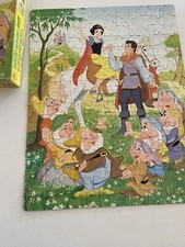 Walt Disney's Snow White the 7 Dwarfs 200 Piece Jigsaw Puzzle - Vintage