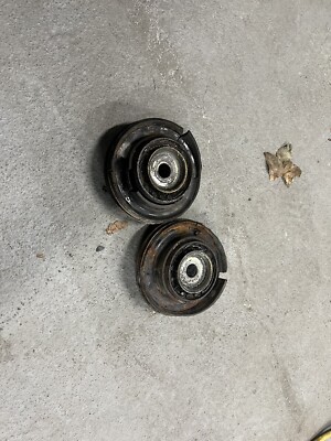 1979-83 Datsun 280zx Rear Strut Top Hats | eBay