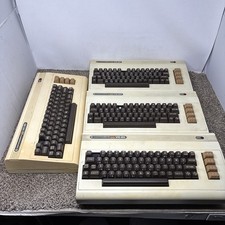 Commodore Vic 20 Vintage Computers FOR PARTS OR REPAIR LOT OF 4