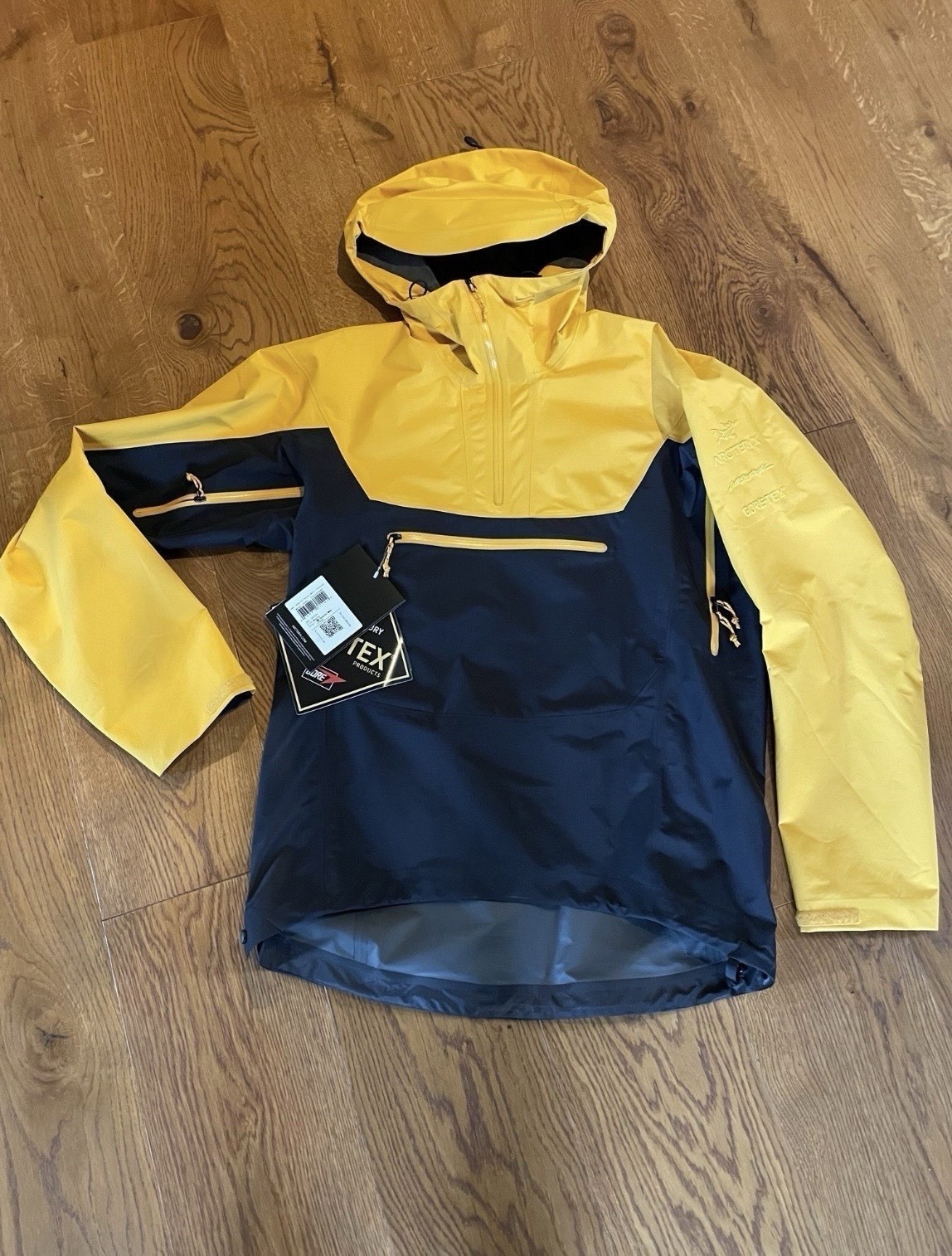 【Unused】Arc'teryx x Livestock Alpha SL Pullover Size M Y