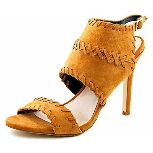 Zapatos de tacón alto Nicole Miller Artelier 8,5 marrón camel tostado gamuza usados en excelente estado Foto 3 de 4