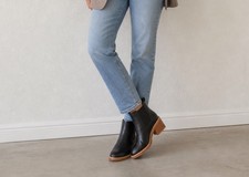 Marc Fisher Modesty Block Heel Round Toe Dress Booties Size 9 New