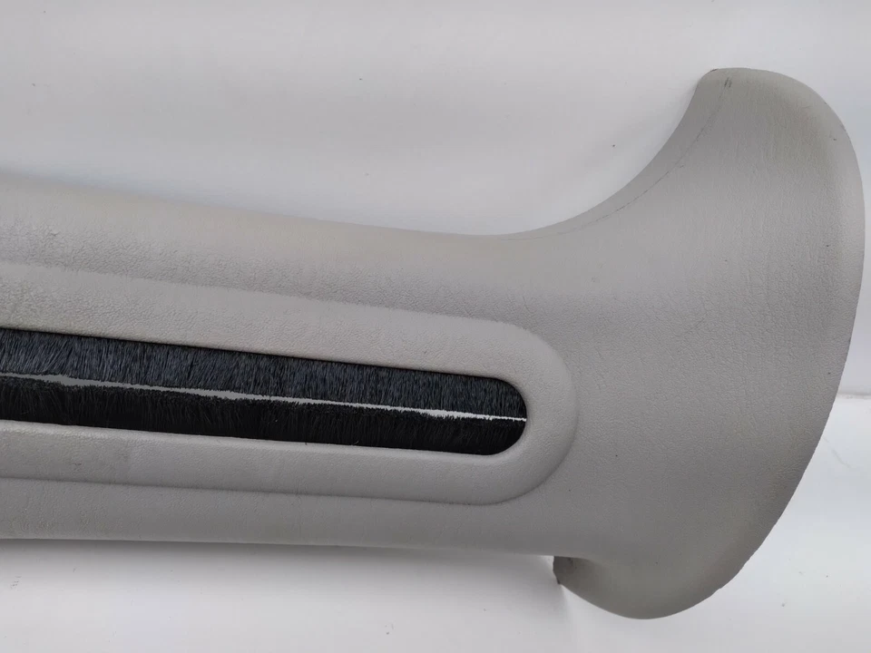 2001-2007 DODGE CARAVAN LEFT UPPER B PILLAR TRIM MOLDING OEM 112625 - Изображение 3 из 4