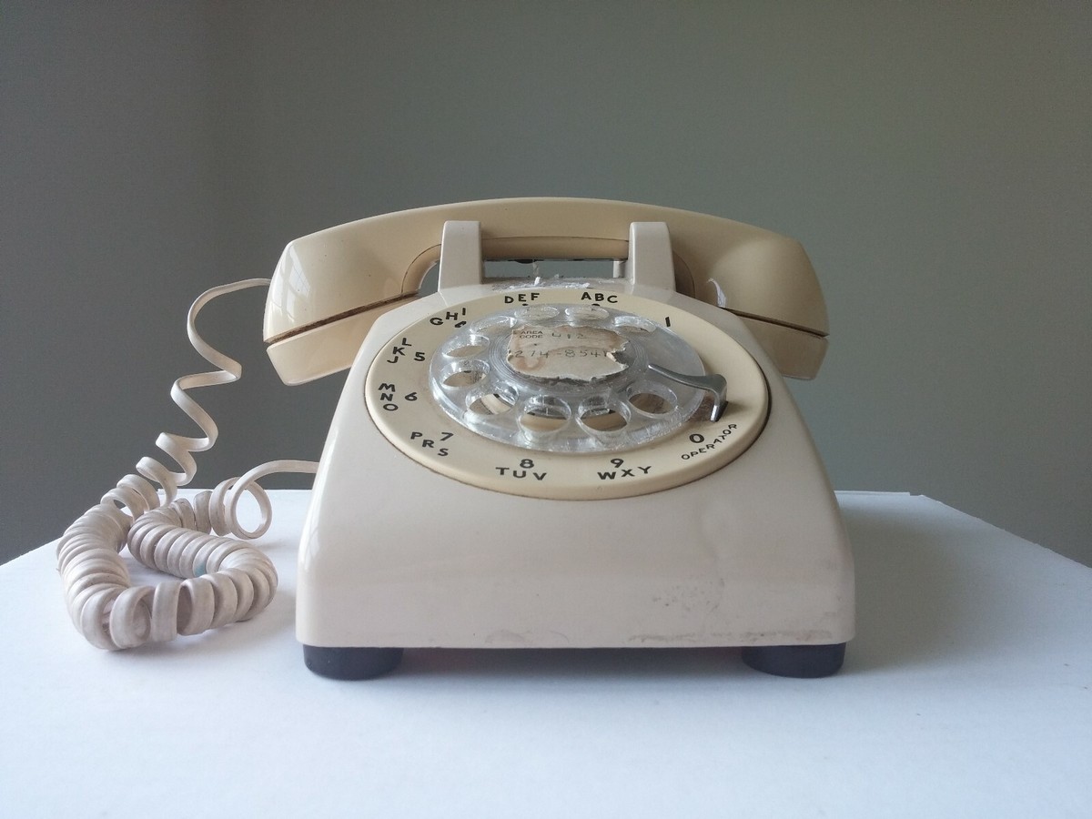 1972 Bell System Western Electric Rotary Dial Desk Telephone, CD
