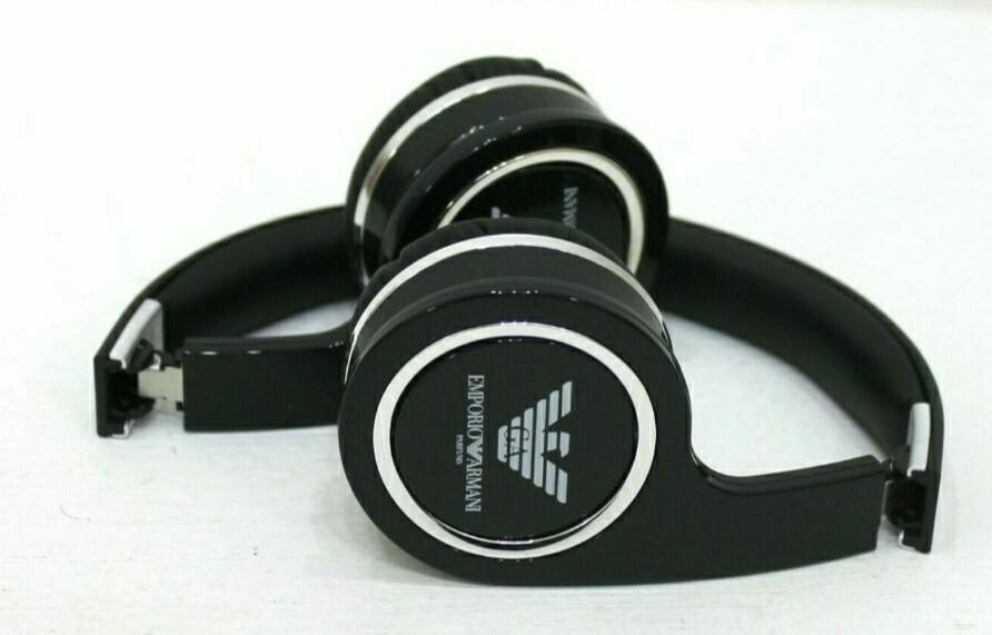 emporio armani headphones