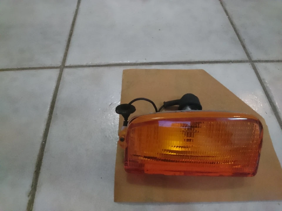 Indicador delantero izquierdo ford taunus mk2 aric 11.636.131 Foto 4 de 4