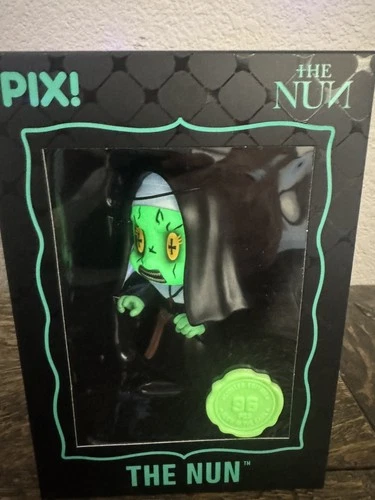 Thrilljoy PIX The Nun 1 of 96 SUPER RARE GGLOW IN THE DARK CHASE!!