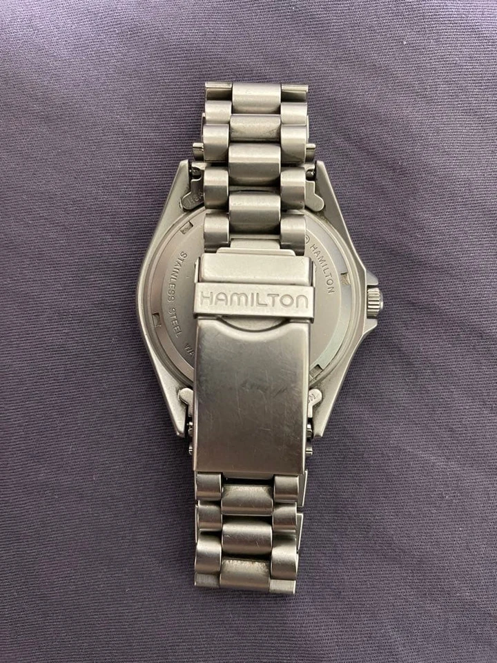 Hamilton Khaki Sub 660ft Quartz Wristwatch 18cm Wrist Vintage Military Style - Image 4 of 4