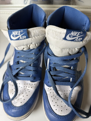 Nike Air Jordan 1 Retro High True Blue. Sneakers Blue/White/Gray Leather US 7