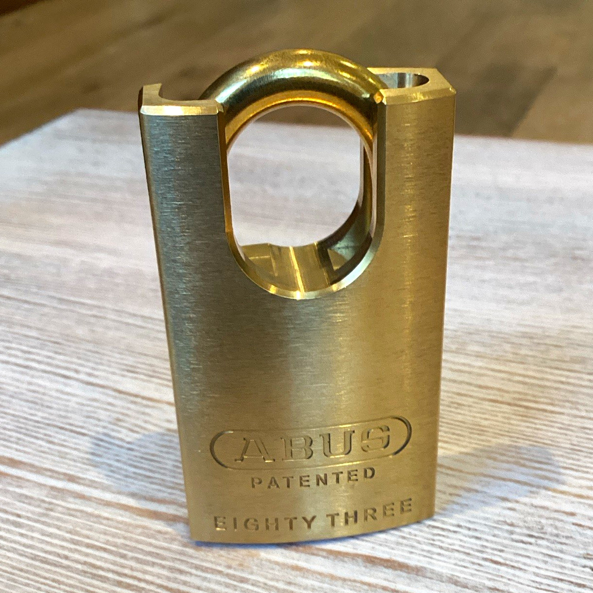 ABUS 83CS/45 PRIMUS CORE! Brass Shackle ( 1 Key ) Locksport
