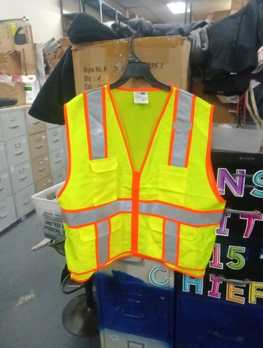 CornerStone CSV105 ANSI 107 Class 2 Surveyor Zippered Vest 2/3XL, 9143 - Picture 1 of 10