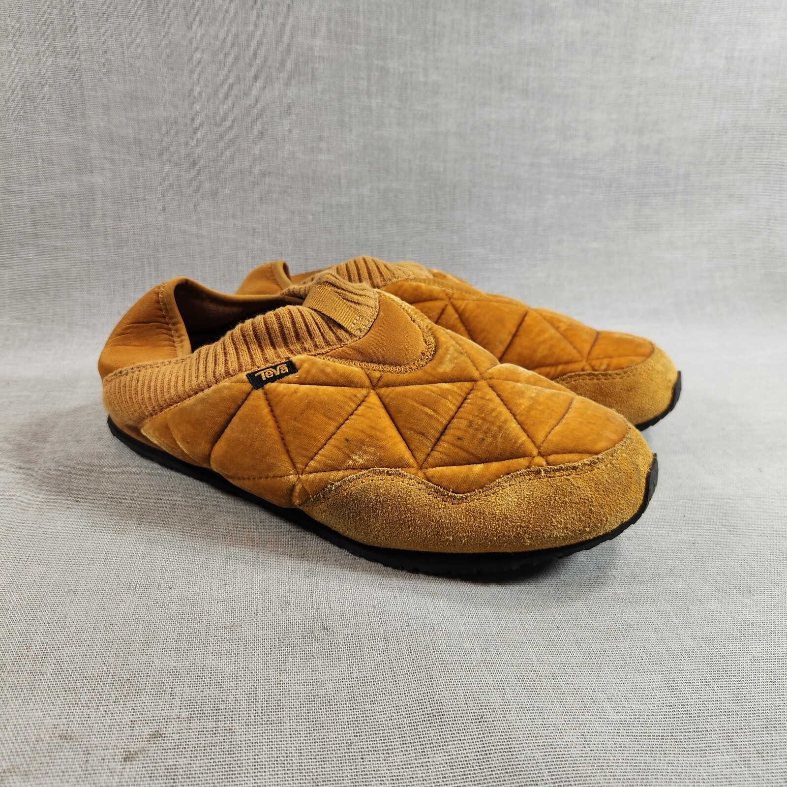 PANTOFOLA D’ORO Scarpe pantofole da donna Teva ReEmber Ember Moc taglia 11 giallo sauterne slip on