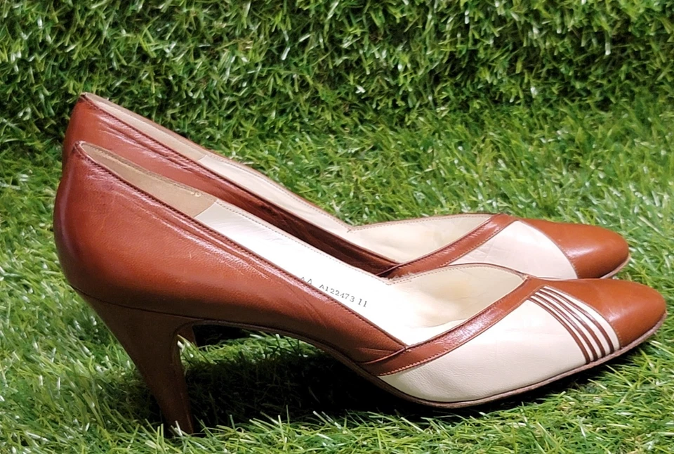 Zapatos de salón de cuero marrón y blanco BALLY Leslie de colección para mujer talla 8,5 AAA hechos en Suiza Foto 3 de 4