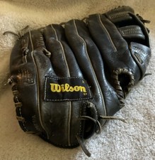 Wilson Baseball Glove Signature Model 2930 - Black