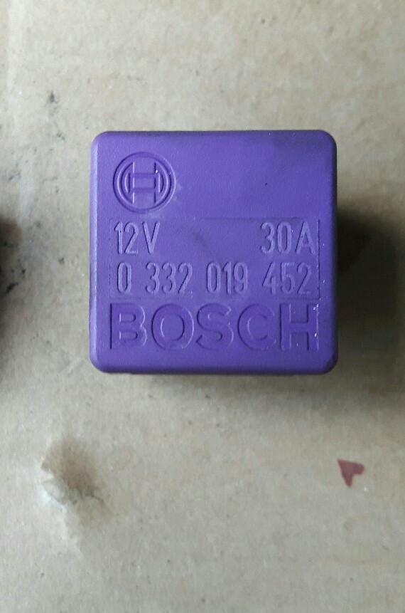 VAUXHALL MERIVA A MK1 PURPLE RELAY 90464759 eBay