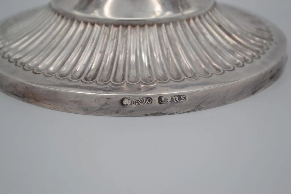 Par de candelabros antiguos de tres luces Foto 4 de 4