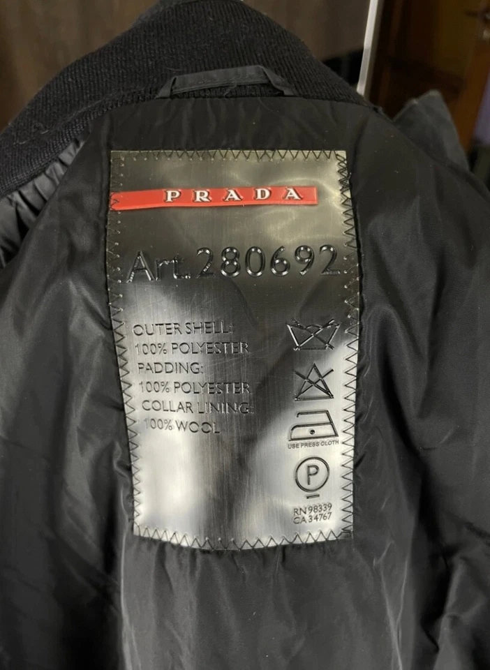 Prada gore-tex Mujer Chaqueta Primavera Azul Marino Foto 3 de 4