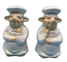 Very Nice Cooks Club Chef Pigs Salt & Pepper Shakers